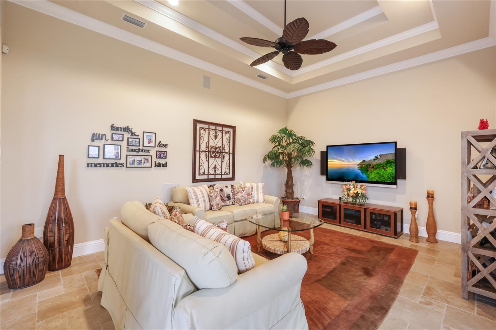 PALMA SOLA POINTE - Residential