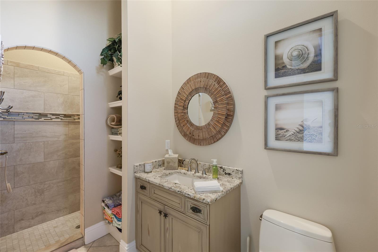 PALMA SOLA POINTE - Residential