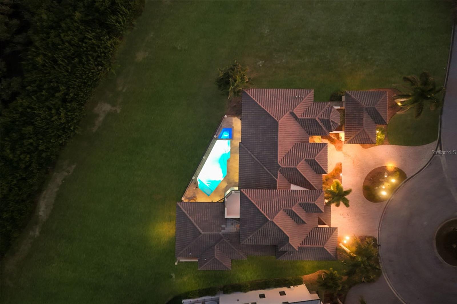 PALMA SOLA POINTE - Residential