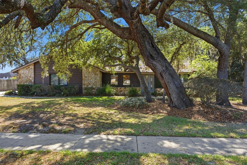 Photo of 1109 Duncan Drive, Winter Springs, FL 32708 (MLS # O6405524)