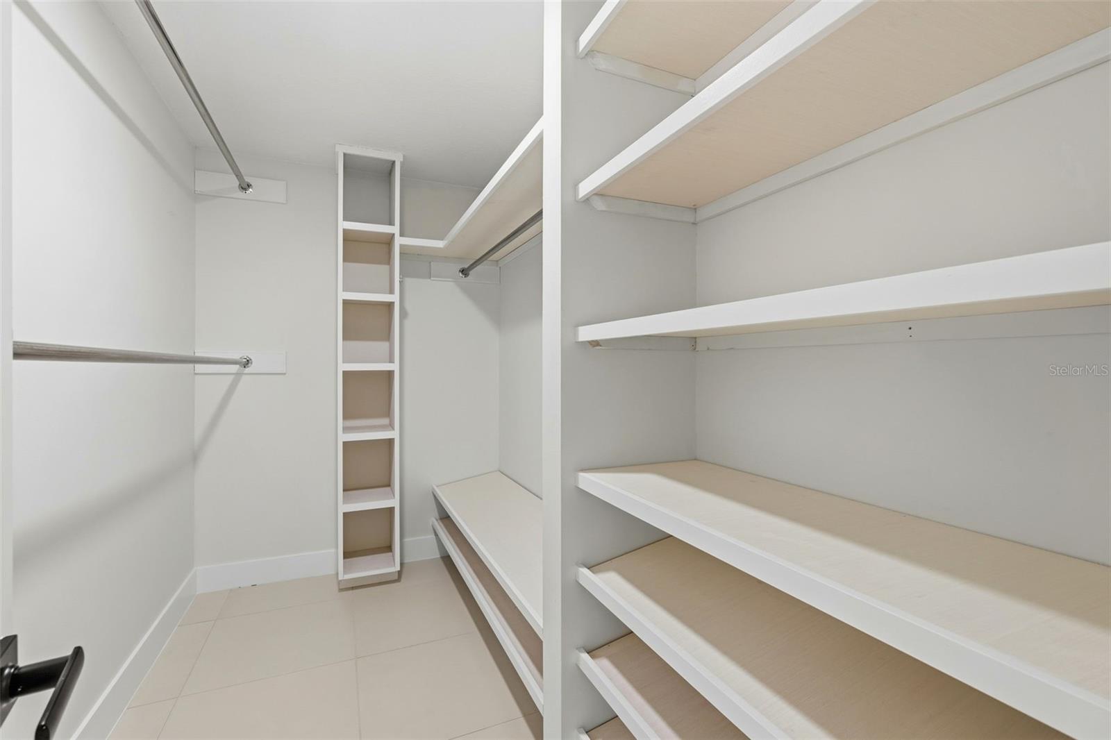 TUSCAWILLA UNIT 07 - Residential