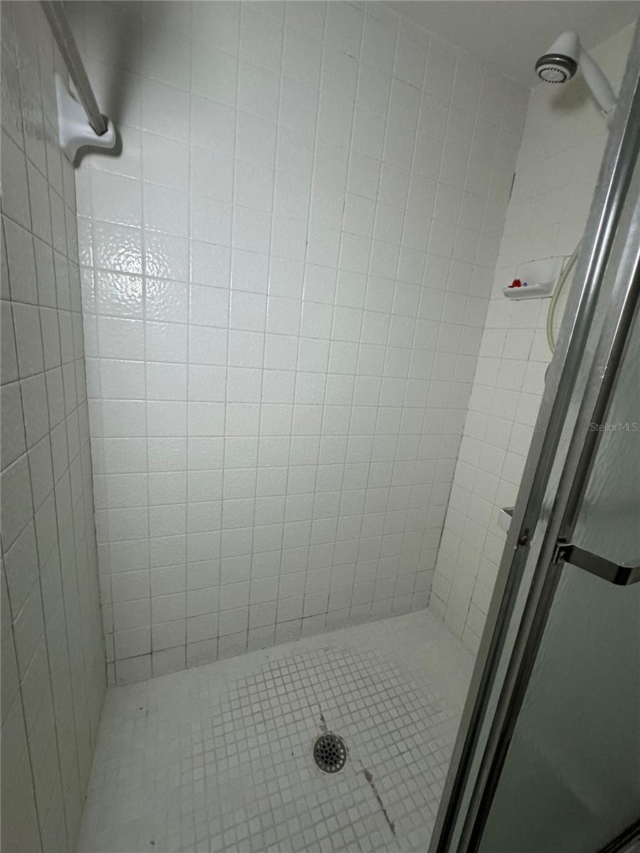 COUNTRY CLUB VLG/SILVER SPGS S - Residential