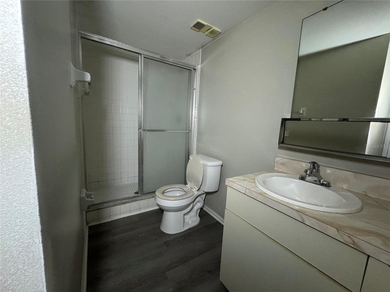 COUNTRY CLUB VLG/SILVER SPGS S - Residential