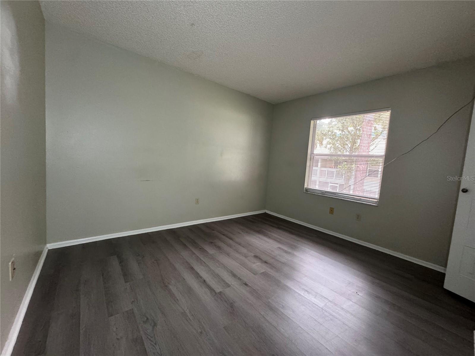 COUNTRY CLUB VLG/SILVER SPGS S - Residential