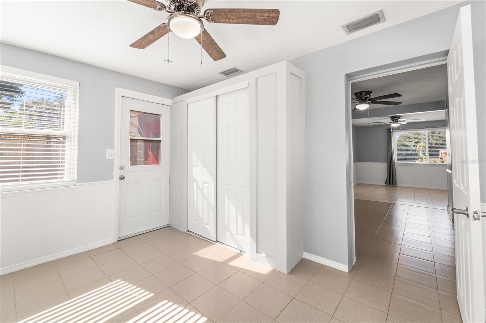 BEACON SQUARE - Residential