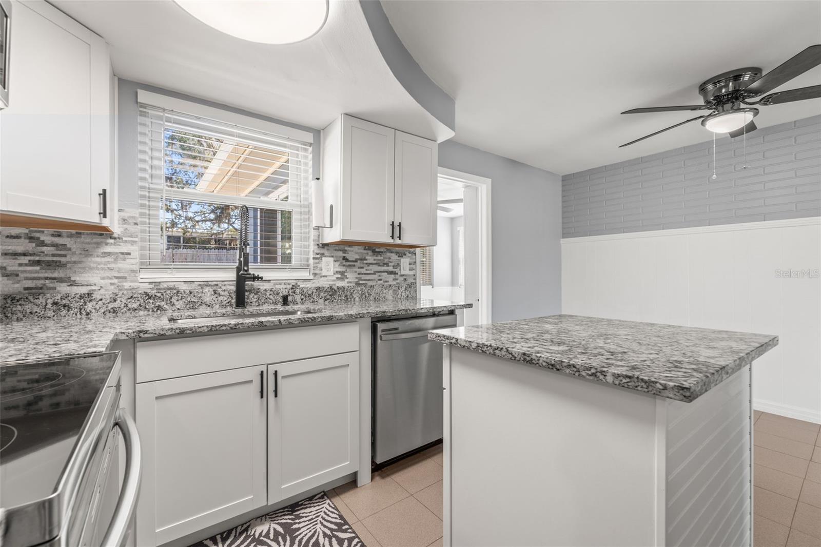 BEACON SQUARE - Residential