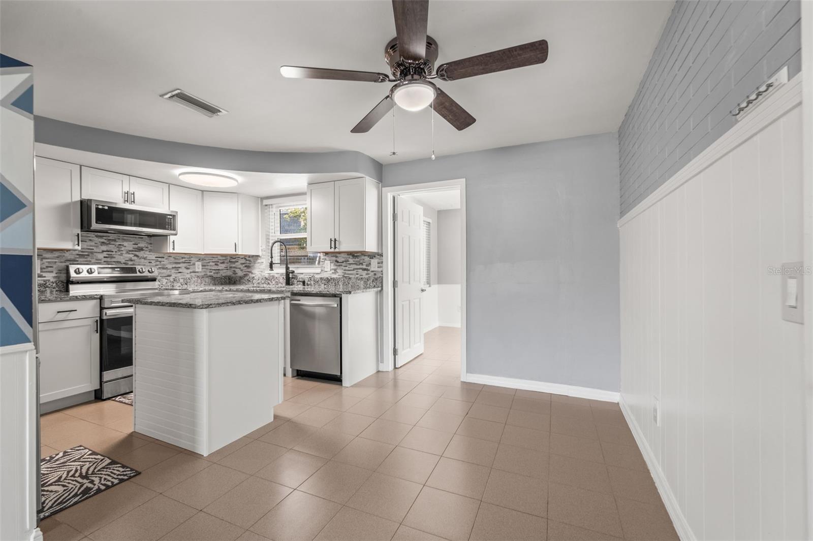 BEACON SQUARE - Residential