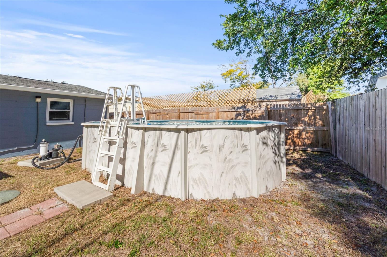 BEACON SQUARE - Residential