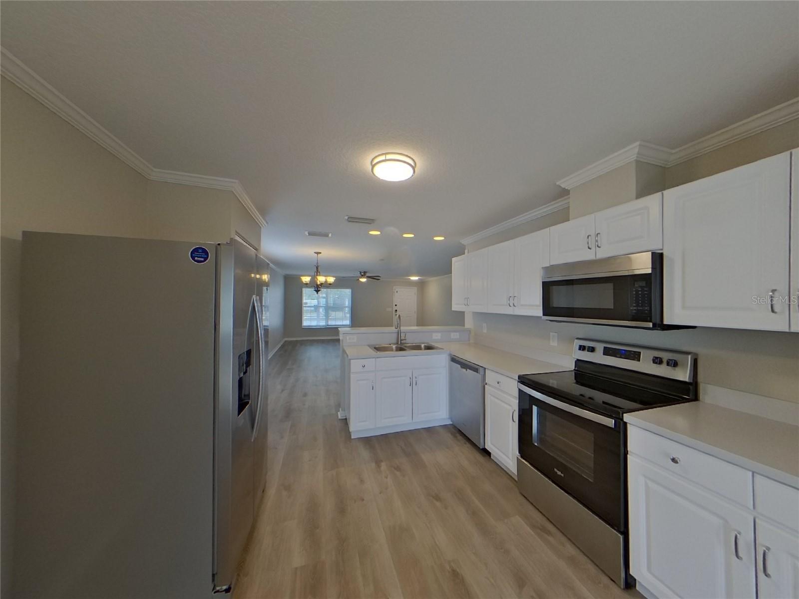 HIDDEN CREEK AT WEST LAKE - Residential Lease