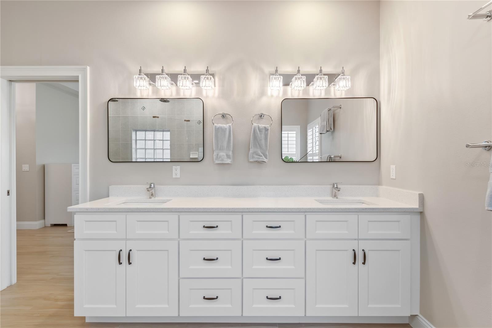 LEXINGTON DOWNS - Residential