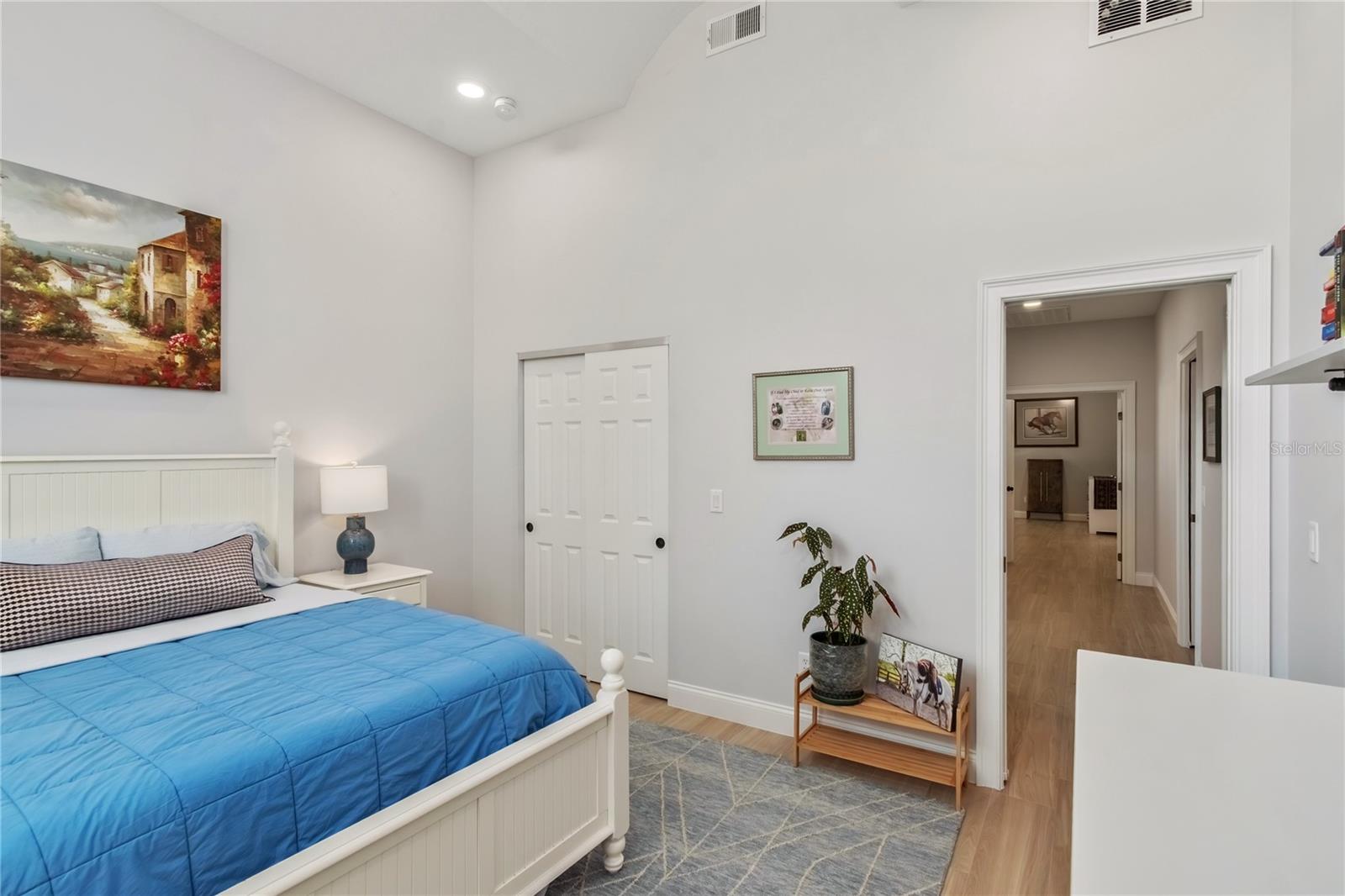 LEXINGTON DOWNS - Residential