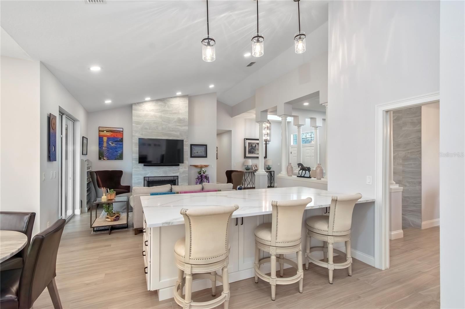 LEXINGTON DOWNS - Residential