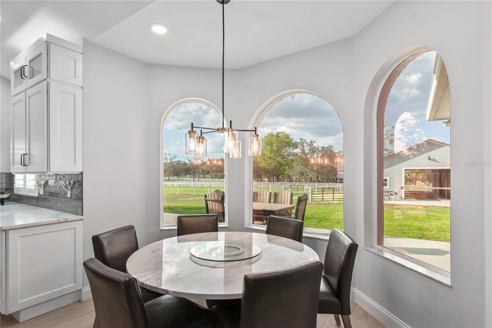 LEXINGTON DOWNS - Residential