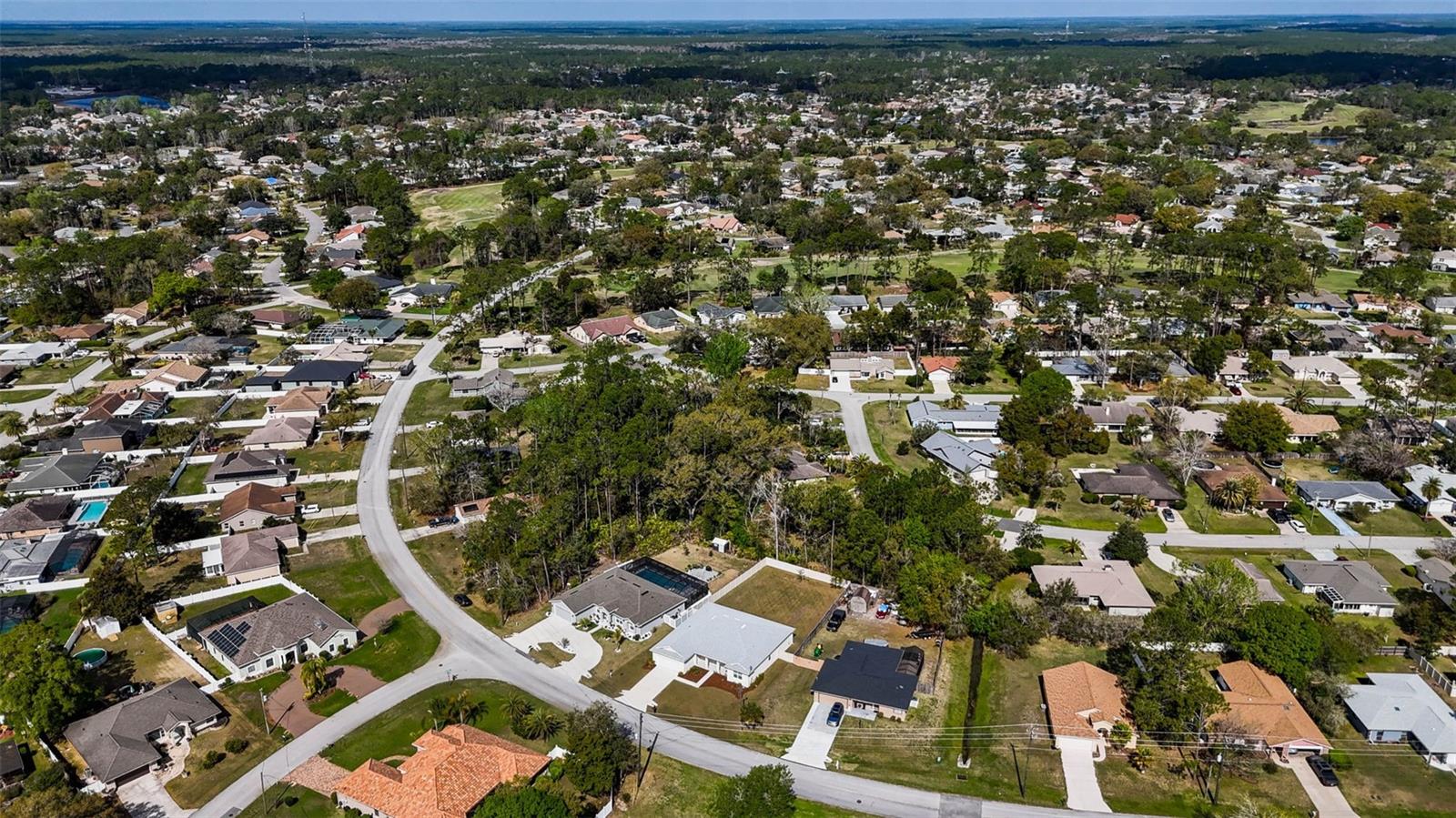 PINE LAKES - Residential