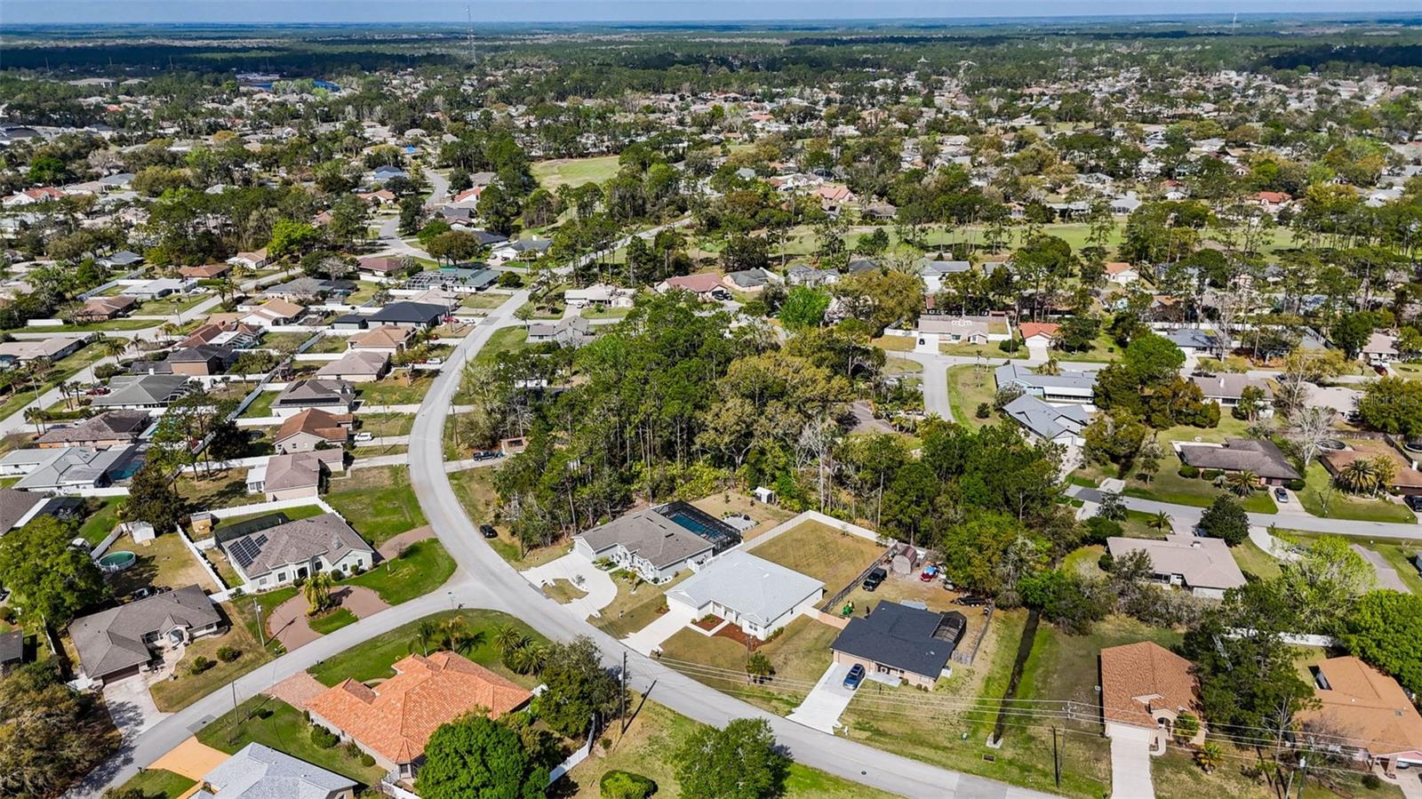 PINE LAKES - Residential