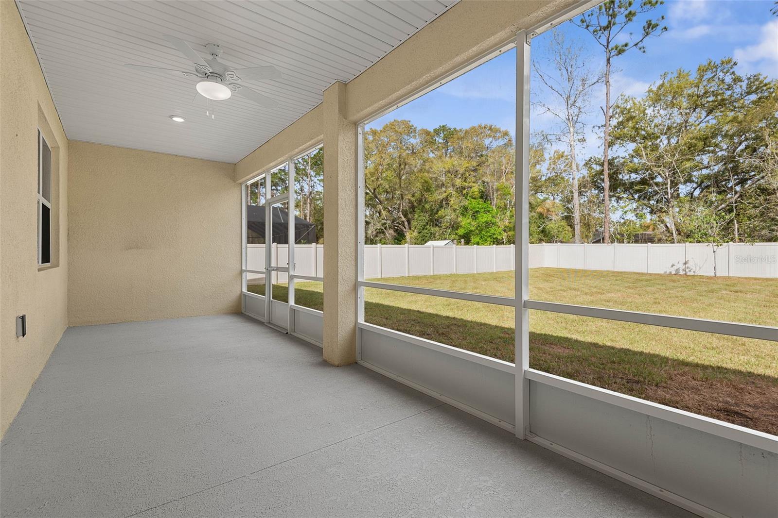 PINE LAKES - Residential