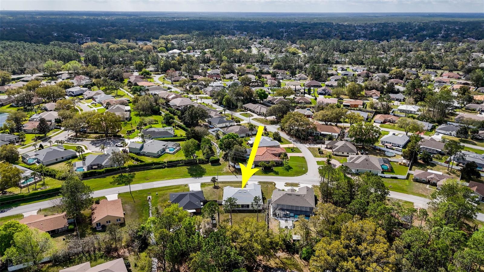 PINE LAKES - Residential