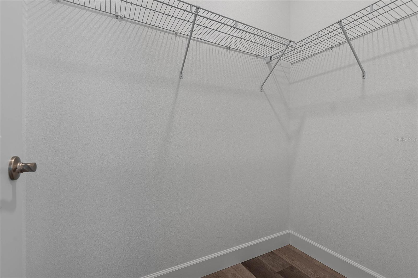 PINE LAKES - Residential