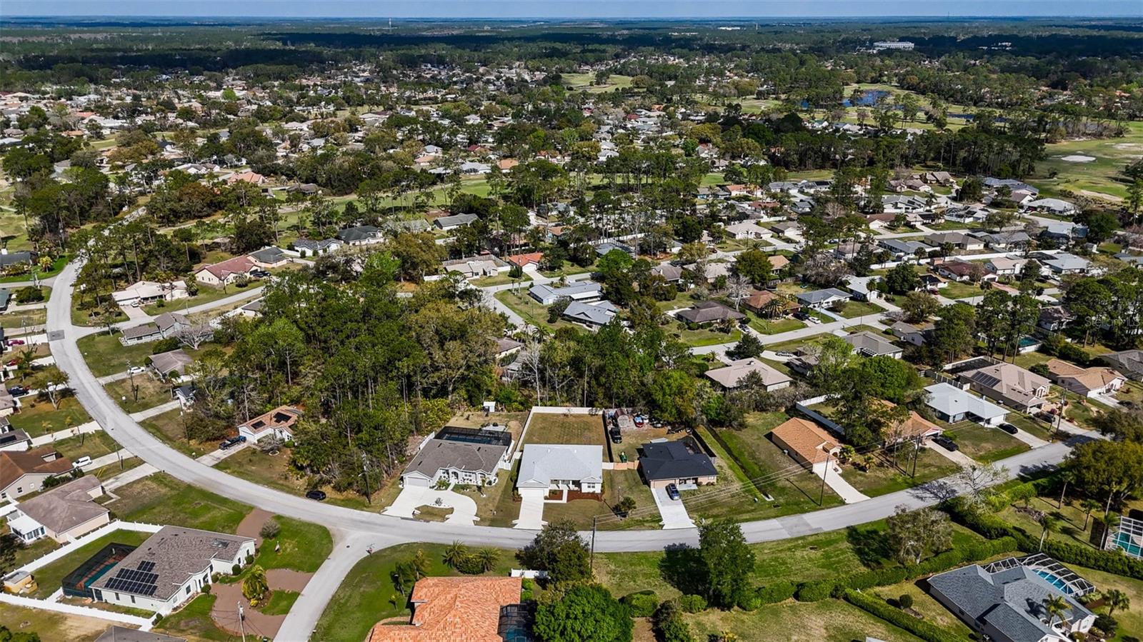 PINE LAKES - Residential