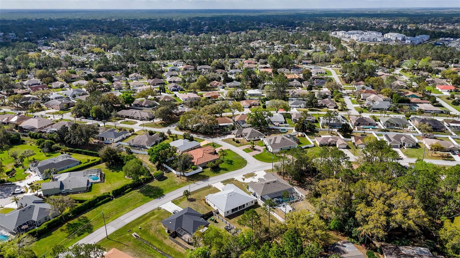 PINE LAKES - Residential