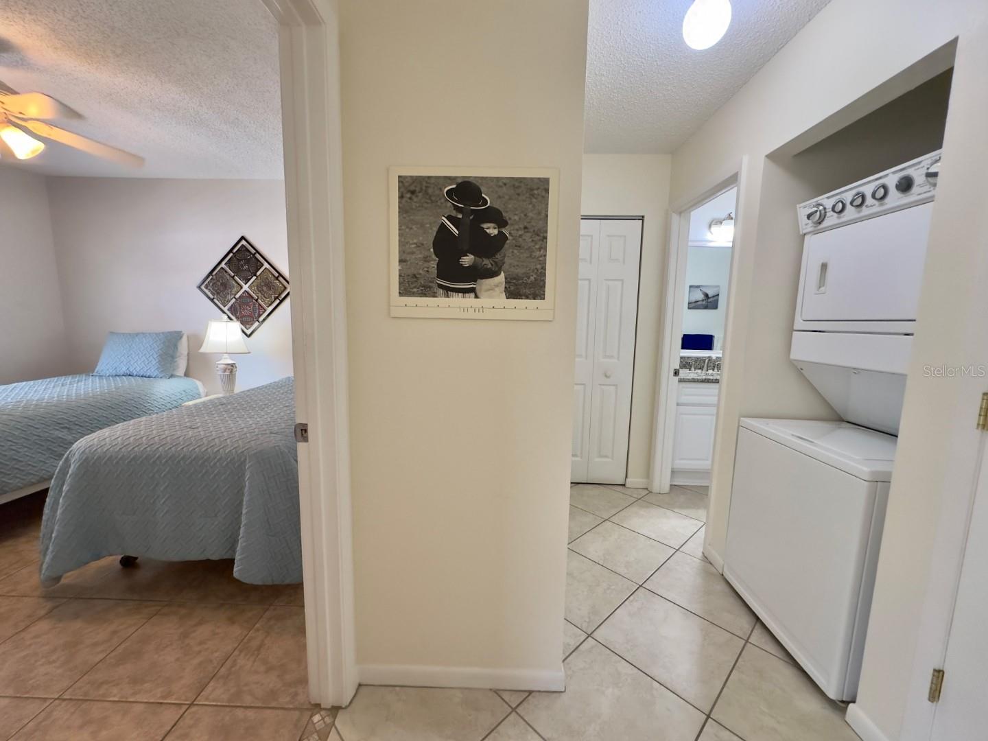 SHOREWALK BATH & TENNIS CLUB 20 - Residential