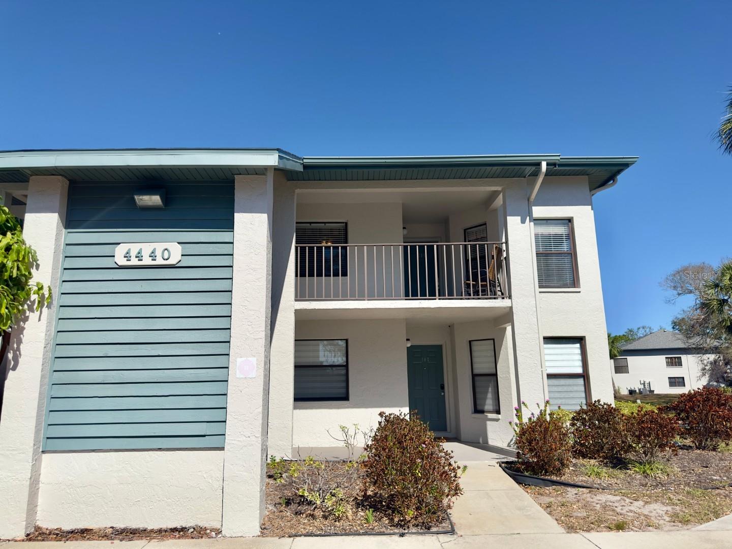 SHOREWALK BATH & TENNIS CLUB 20 - Residential