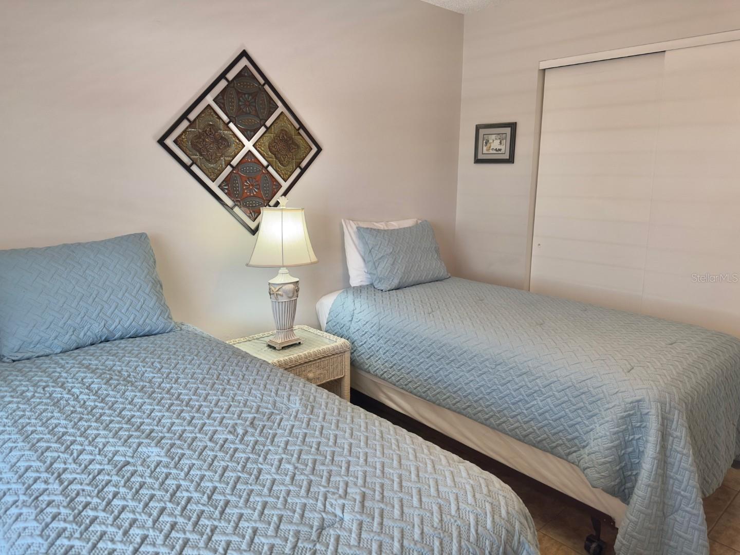 SHOREWALK BATH & TENNIS CLUB 20 - Residential