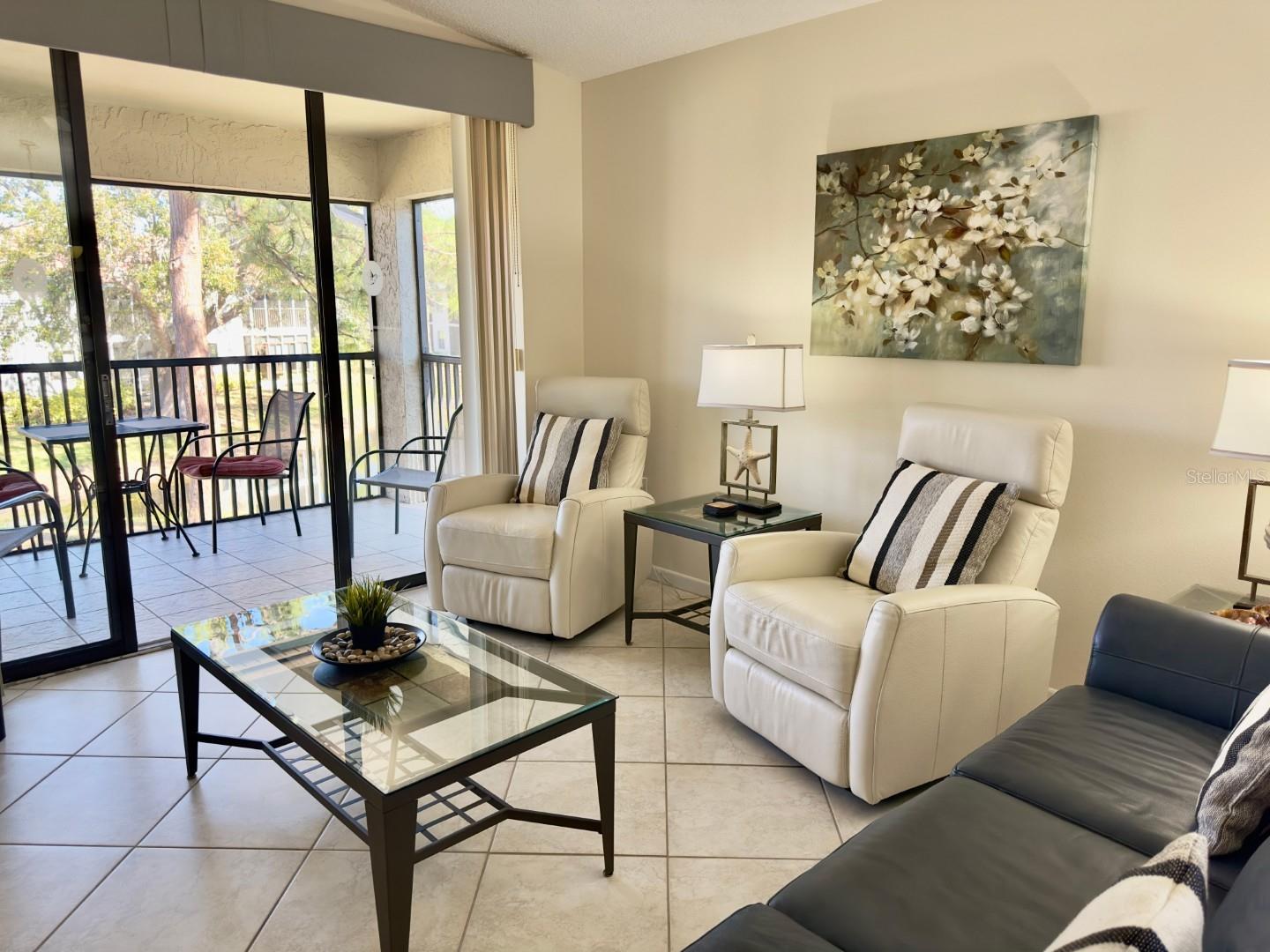 SHOREWALK BATH & TENNIS CLUB 20 - Residential