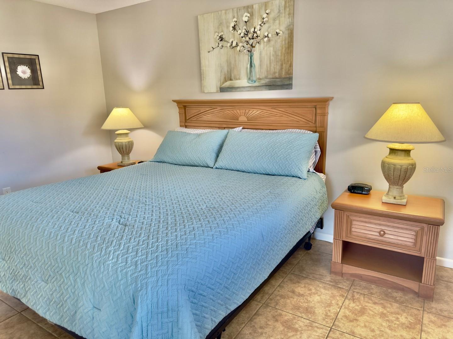 SHOREWALK BATH & TENNIS CLUB 20 - Residential