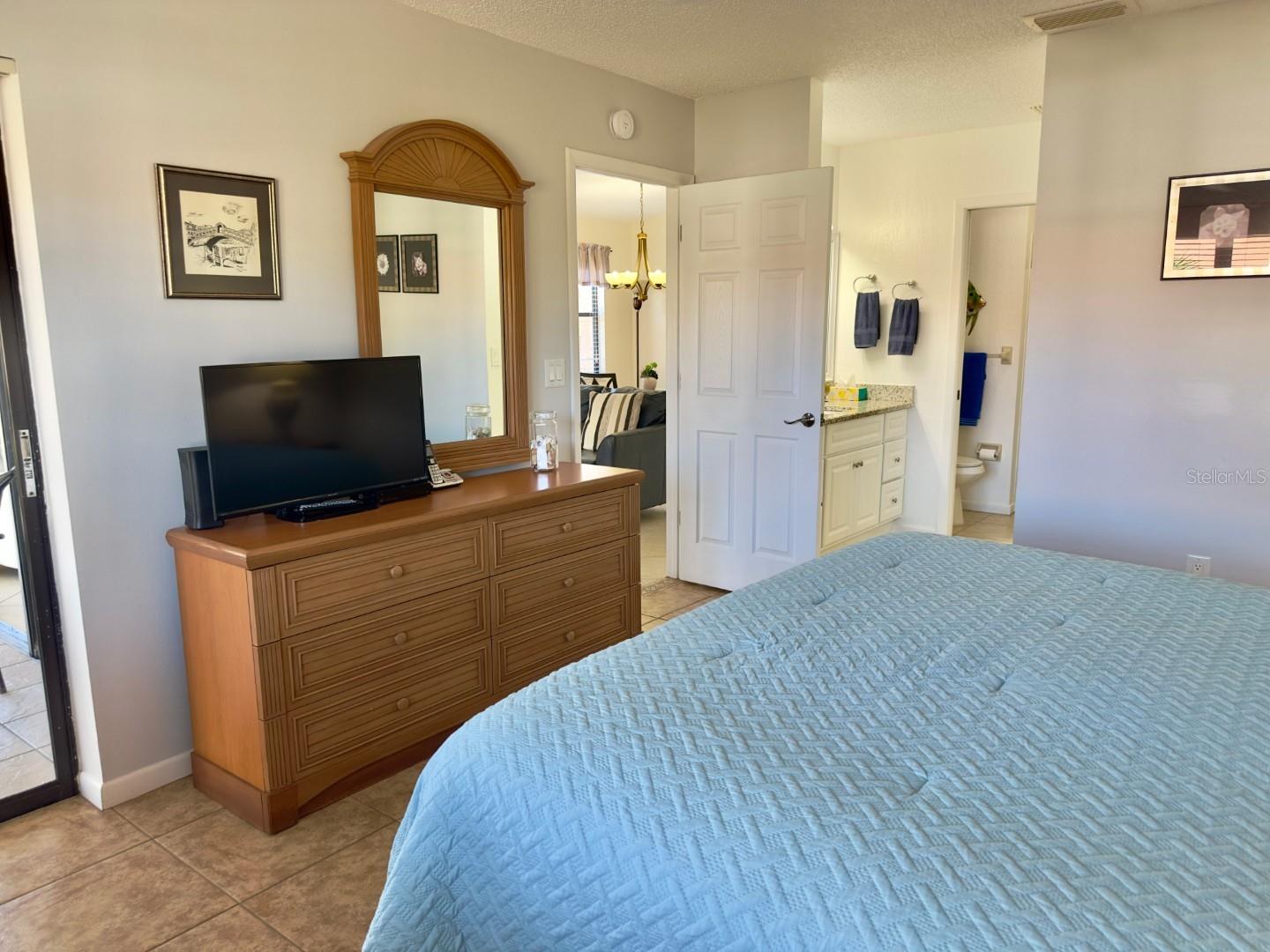 SHOREWALK BATH & TENNIS CLUB 20 - Residential