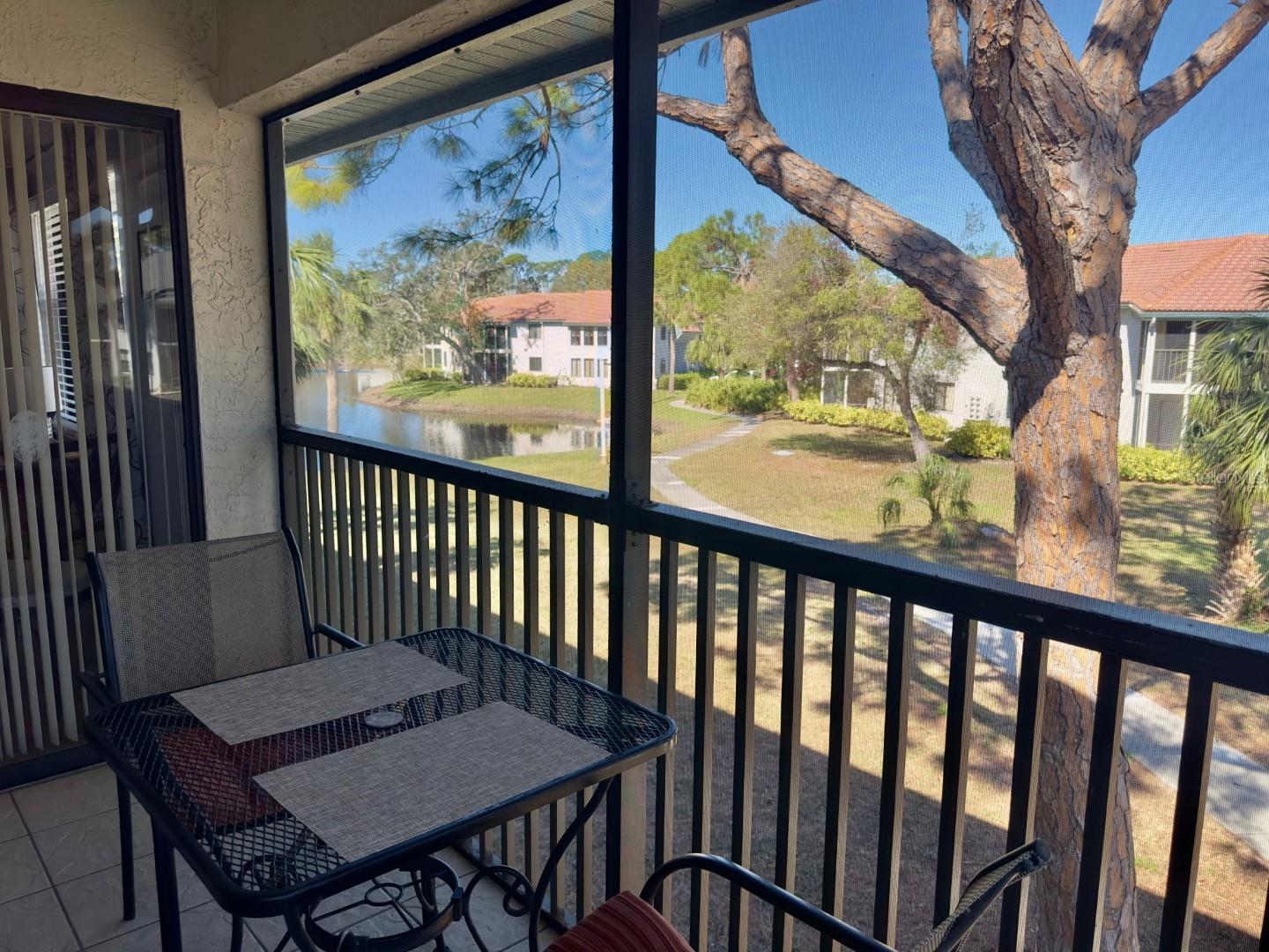 SHOREWALK BATH & TENNIS CLUB 20 - Residential