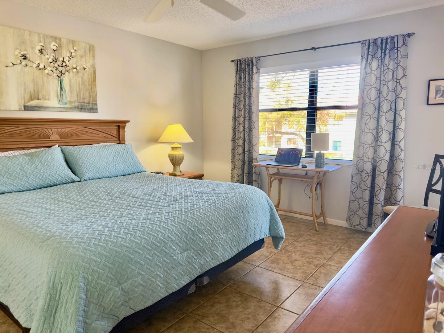 SHOREWALK BATH & TENNIS CLUB 20 - Residential