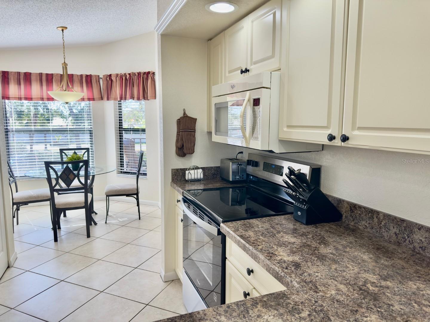 SHOREWALK BATH & TENNIS CLUB 20 - Residential