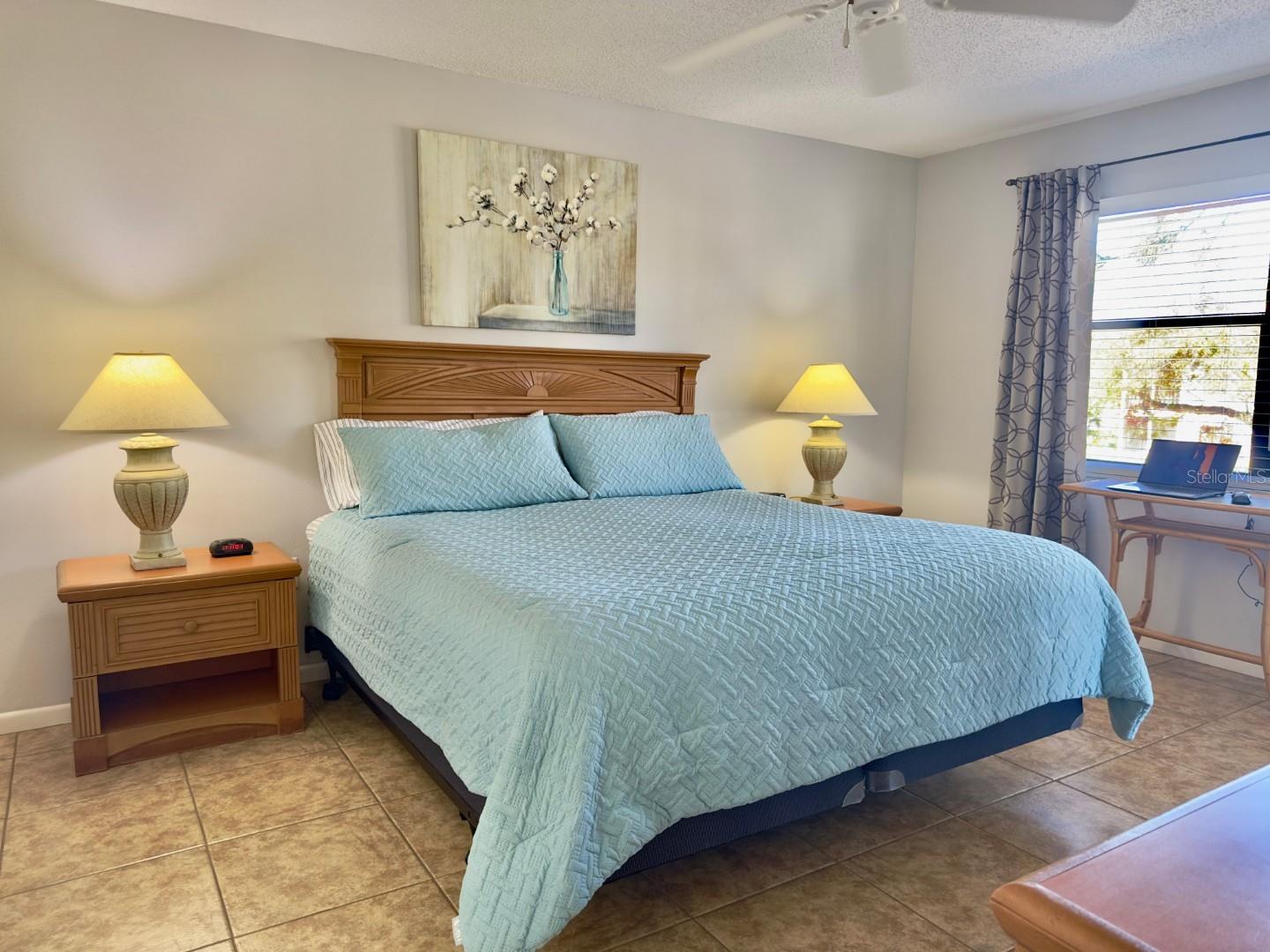 SHOREWALK BATH & TENNIS CLUB 20 - Residential