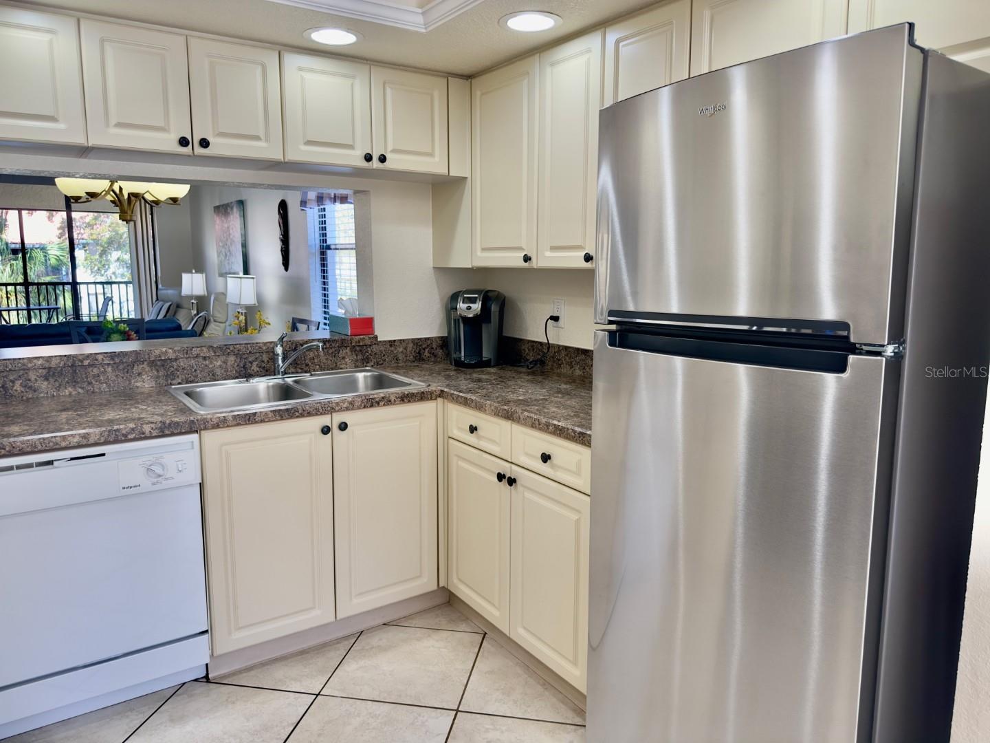 SHOREWALK BATH & TENNIS CLUB 20 - Residential