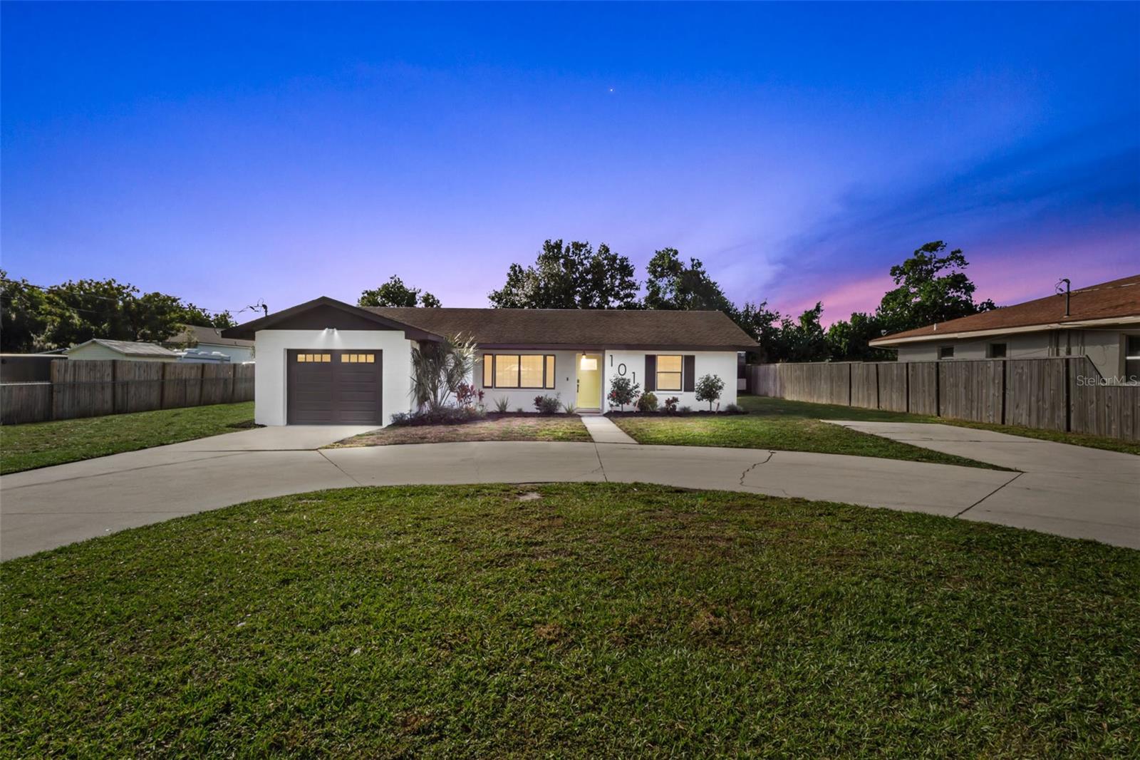 AUBURNDALE LAKESIDE PARK - Residential