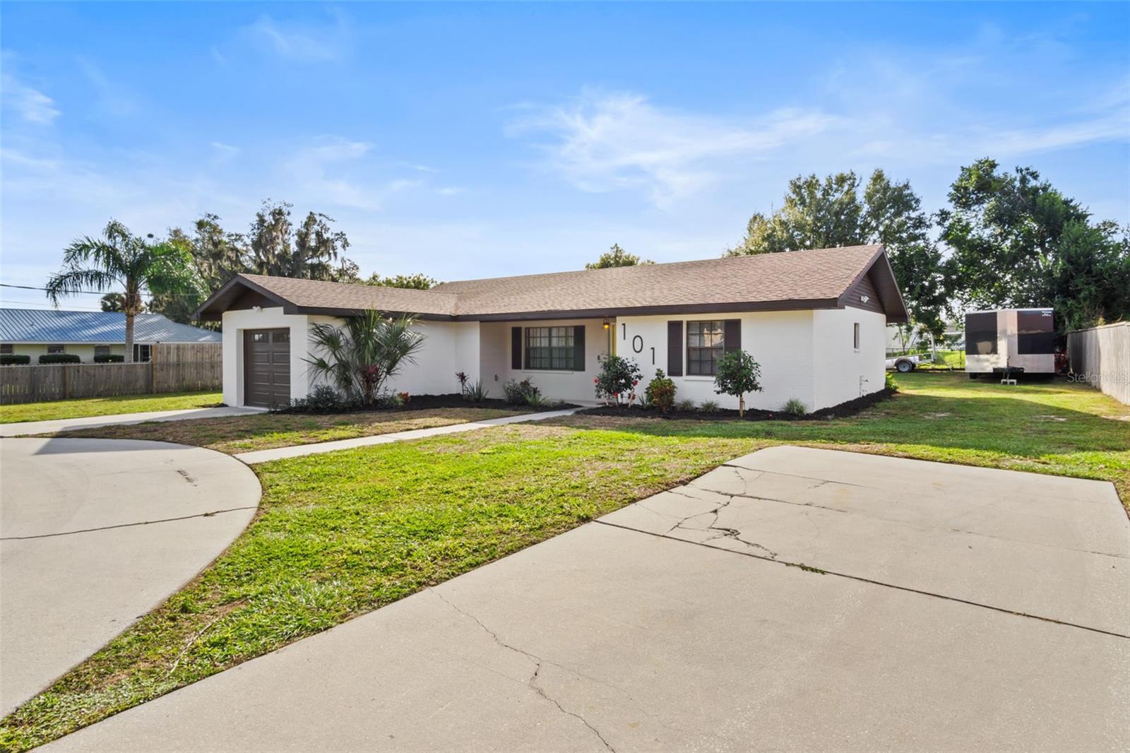 AUBURNDALE LAKESIDE PARK - Residential