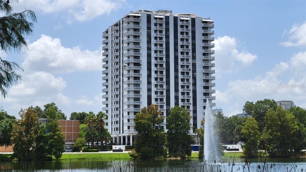 PARK LAKE TOWERS - Residential