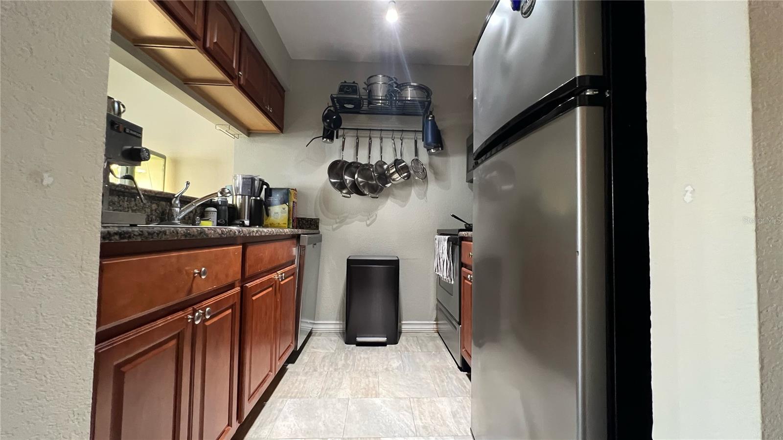 THE PRESERVE AT SOUTH TAMPA A - Residential Lease