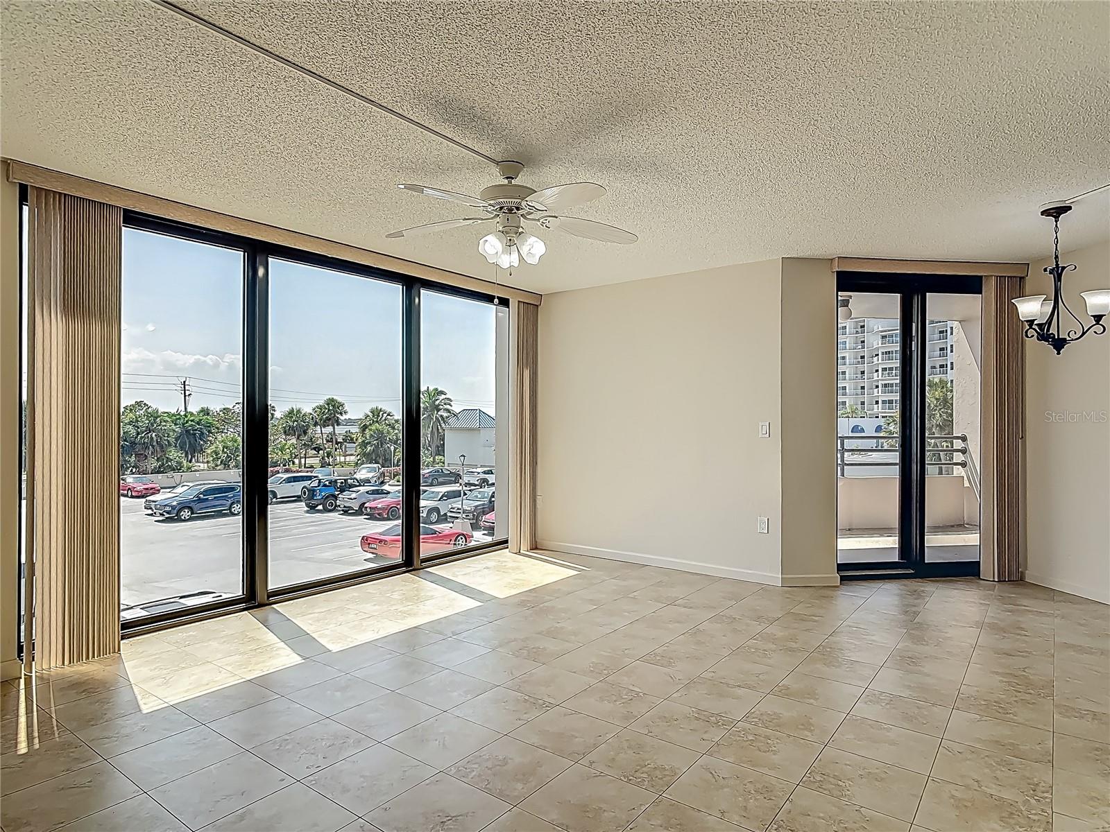 1 OCEANS WEST BOULEVARD 2A1