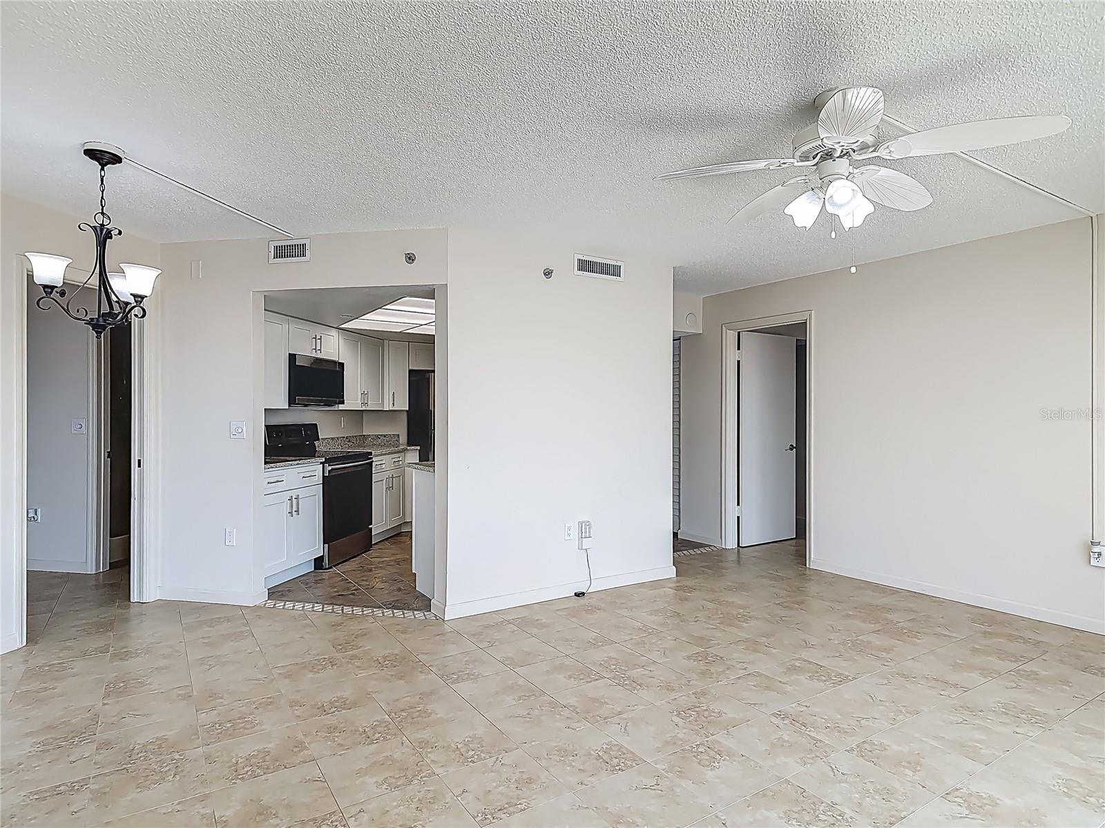 1 OCEANS WEST BOULEVARD 2A1