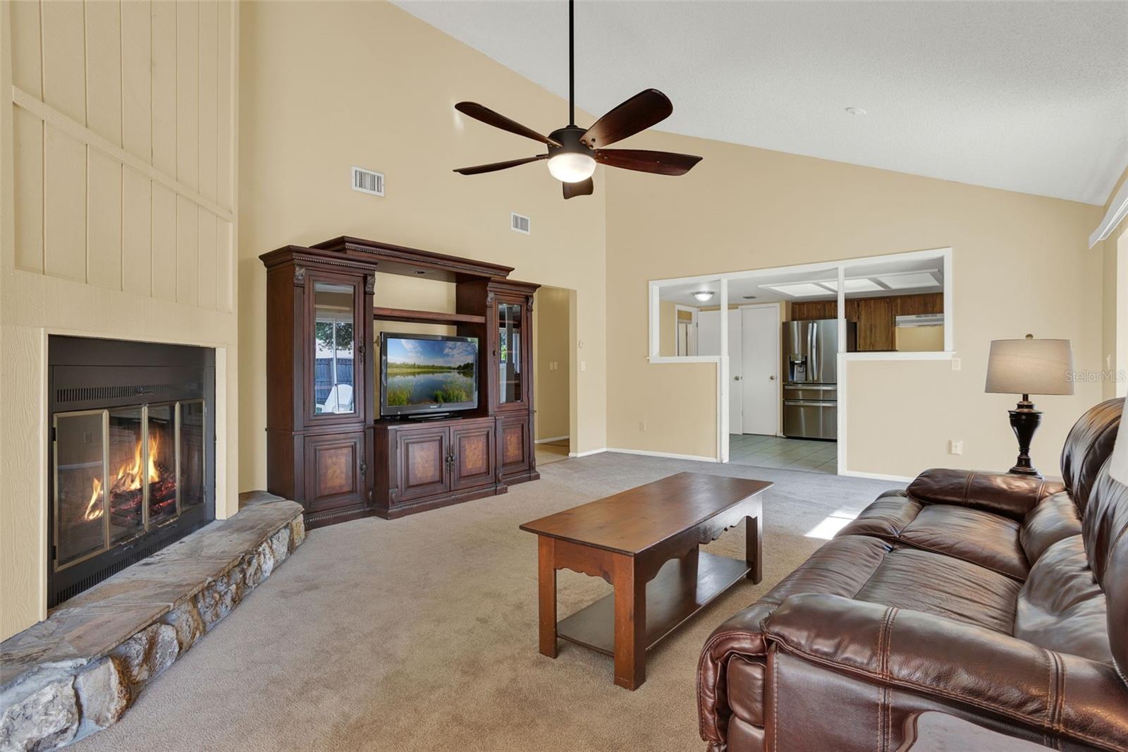 205 TWELVE LEAGUE CIRCLE