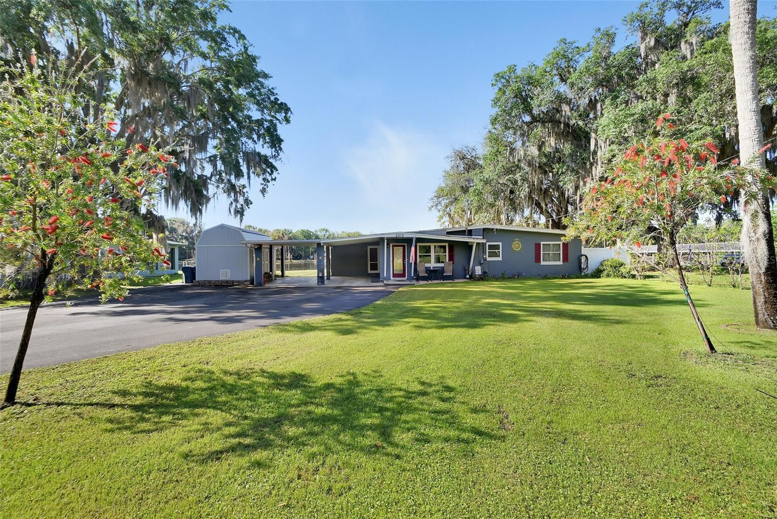 RIVER RIDGE - Residential