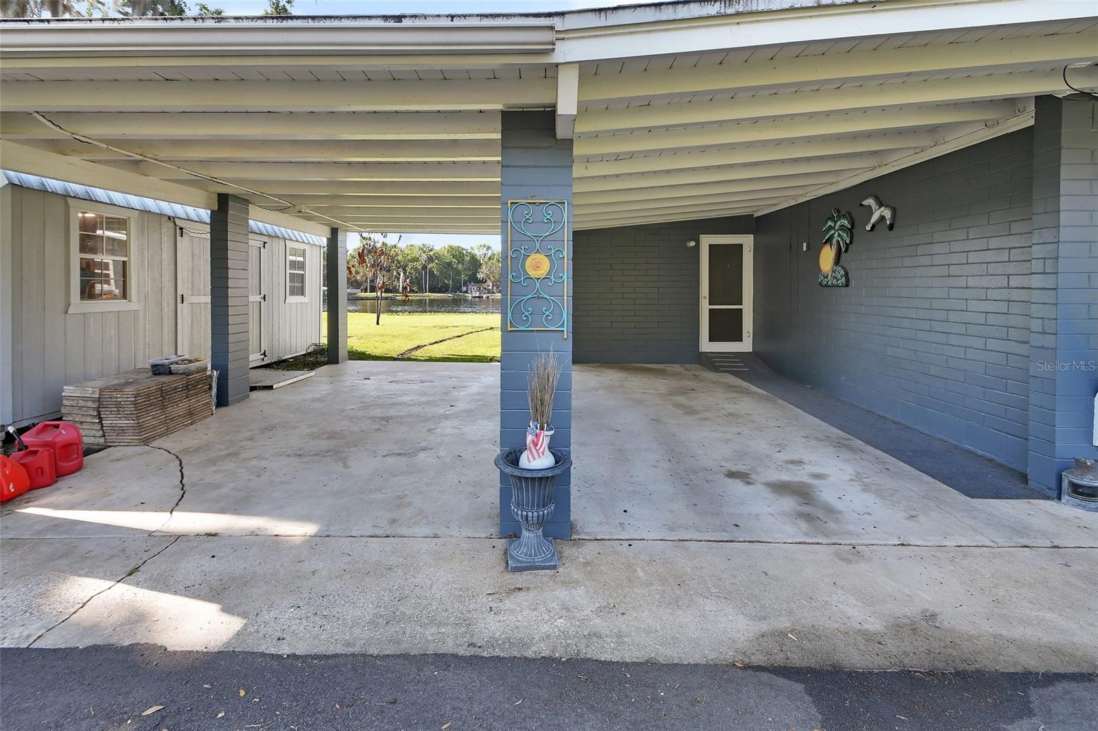 RIVER RIDGE - Residential