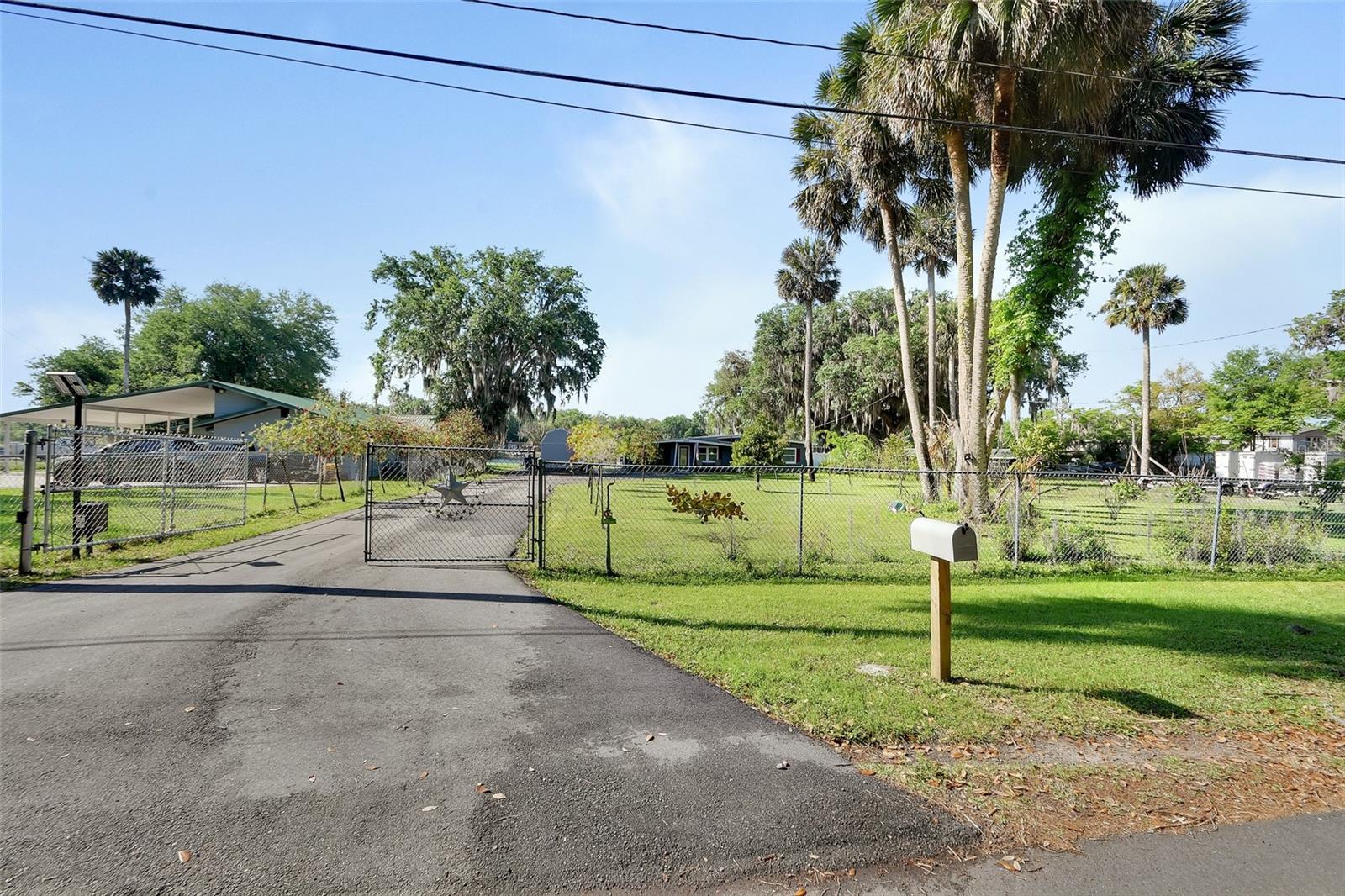 RIVER RIDGE - Residential