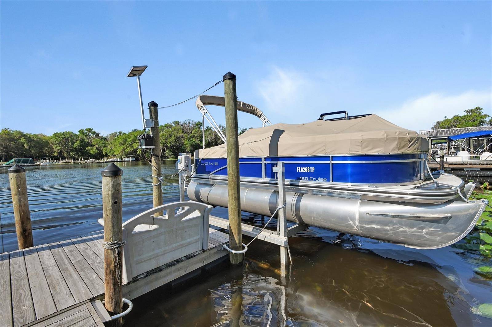 RIVER RIDGE - Residential