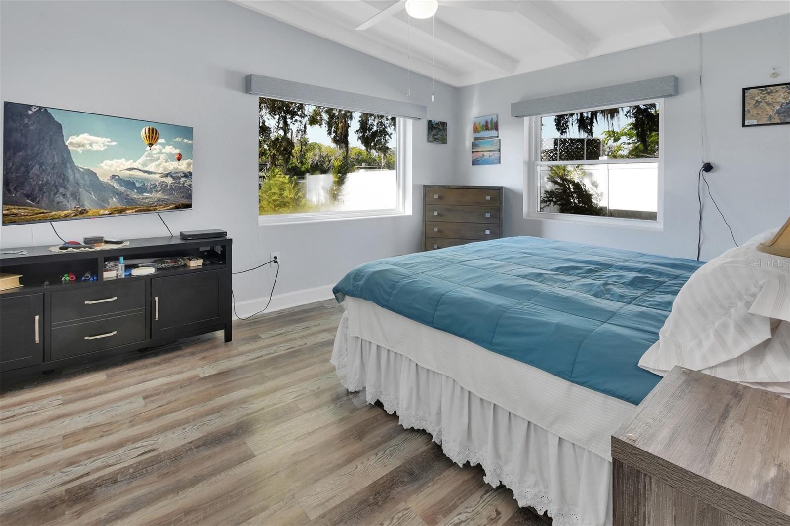 RIVER RIDGE - Residential