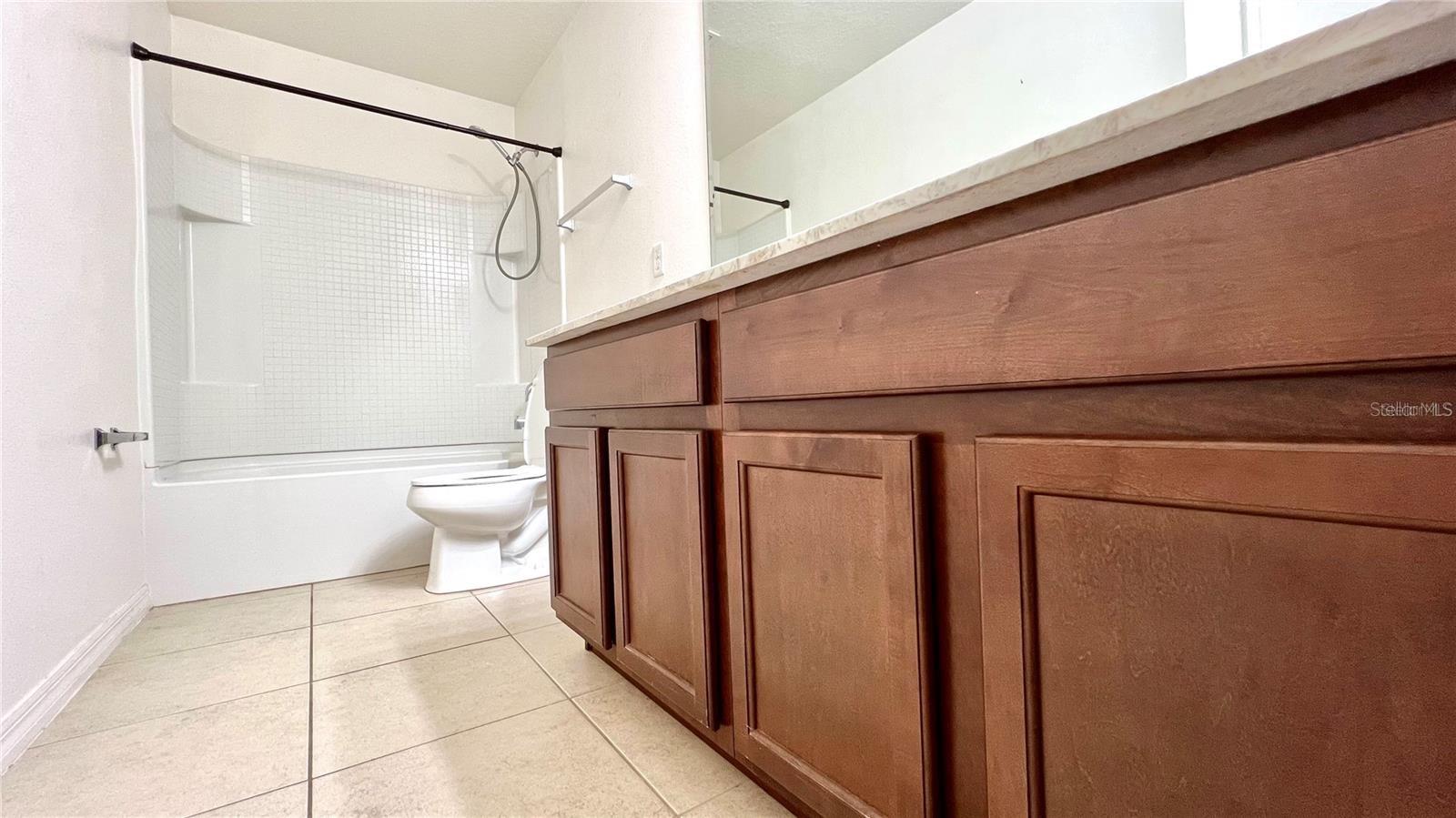 SAWGRASS BAY PH 1B - Residential Lease