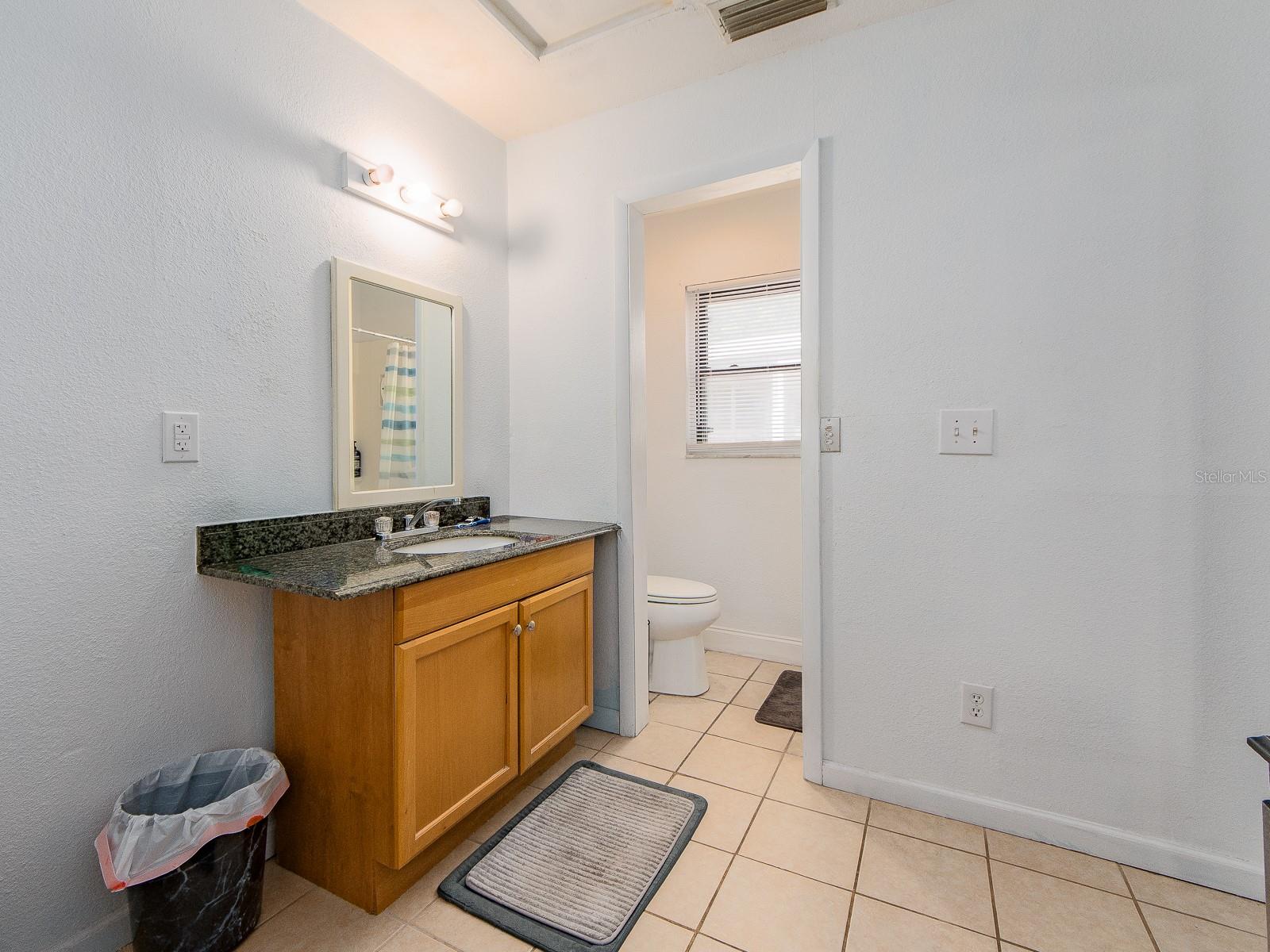 AVONDALE ESTATES - Residential