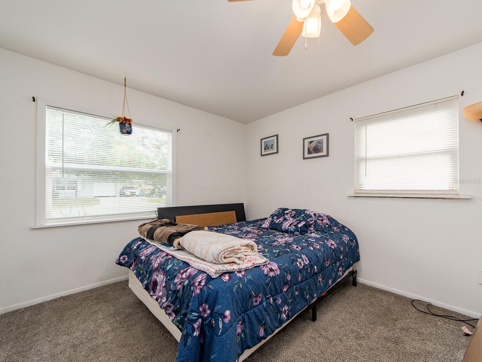 AVONDALE ESTATES - Residential